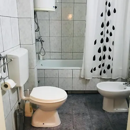 Appartamento Friendly In Center Of Skopje