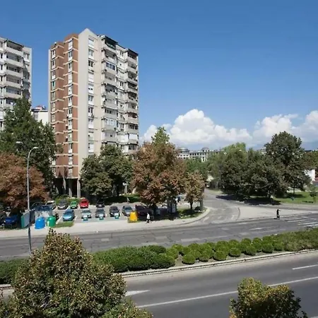 Appartamento Friendly In Center Of Skopje